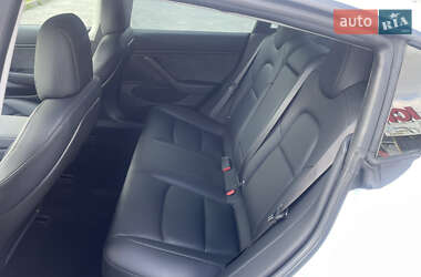 Седан Tesla Model 3 2018 в 
