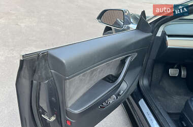 Седан Tesla Model 3 2018 в 