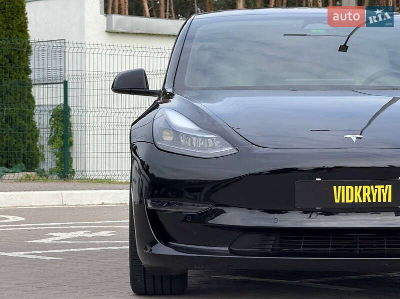 Седан Tesla Model 3 2022 в Киеве фото 5 Седан Tesla Model 3 2022 в Киеве