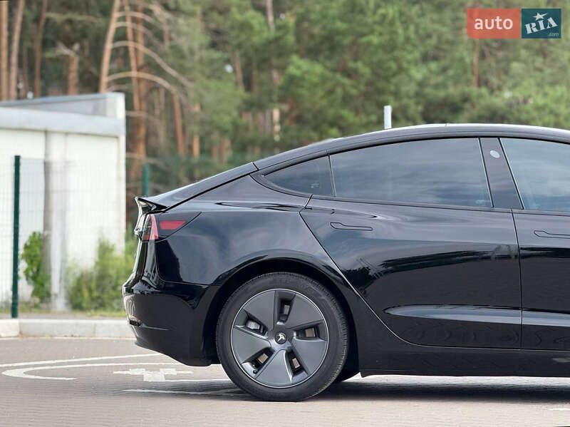 Седан Tesla Model 3 2022 в Киеве фото 10 Седан Tesla Model 3 2022 в Киеве