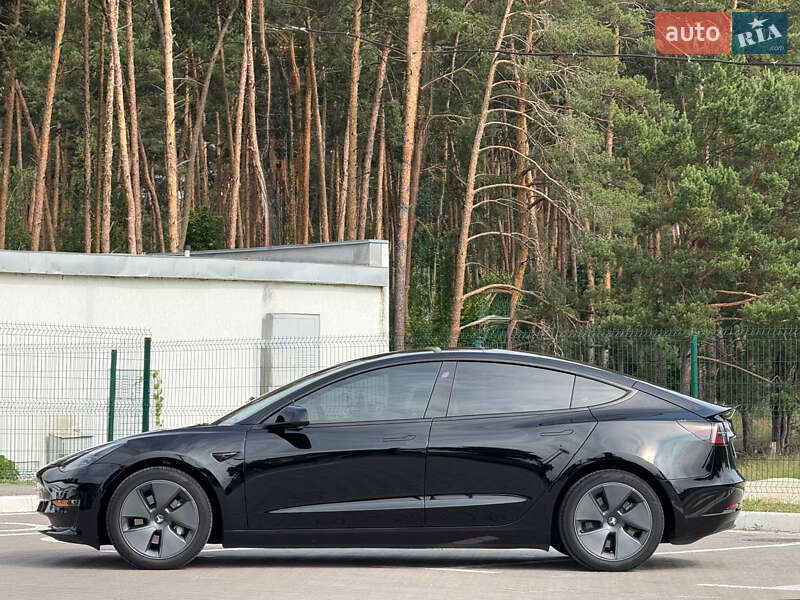 Седан Tesla Model 3 2022 в Киеве фото 12 Седан Tesla Model 3 2022 в Киеве
