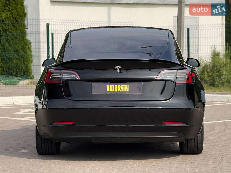 Седан Tesla Model 3 2022 в Киеве фото 17 Седан Tesla Model 3 2022 в Киеве