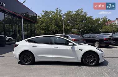Седан Tesla Model 3 2018 в 