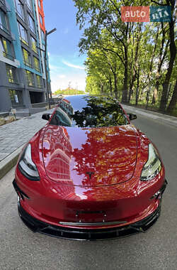 Седан Tesla Model 3 2018 в 