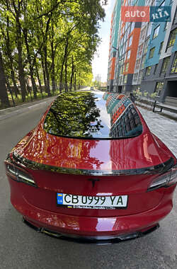 Седан Tesla Model 3 2018 в Чернигове