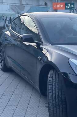 Седан Tesla Model 3 2018 в 