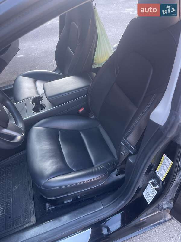 Седан Tesla Model 3 2018 в Тернополе фото 21 Седан Tesla Model 3 2018 в Тернополе