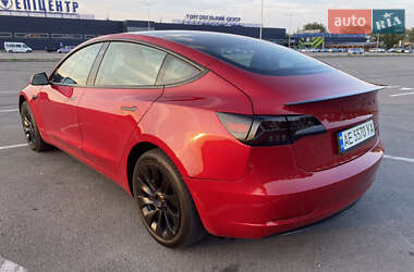 Седан Tesla Model 3 2020 в 