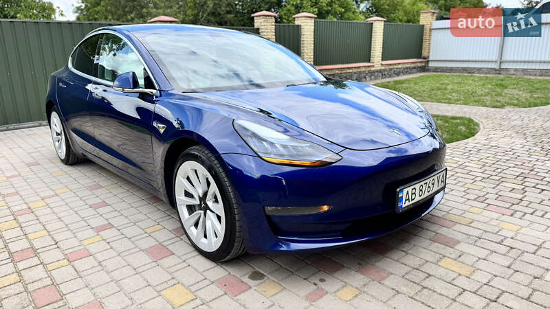 Седан Tesla Model 3 2018 в 