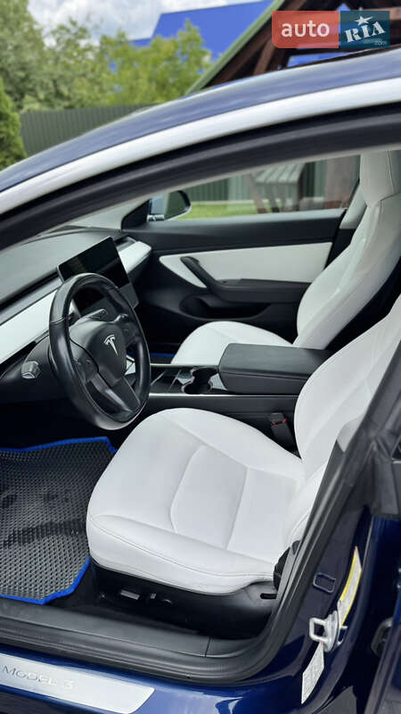 Седан Tesla Model 3 2018 в Виннице фото 29 Седан Tesla Model 3 2018 в Виннице