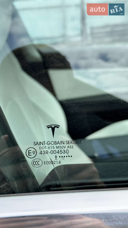 Седан Tesla Model 3 2018 в Виннице фото 21 Седан Tesla Model 3 2018 в Виннице