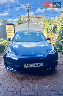 Седан Tesla Model 3 2019 в 