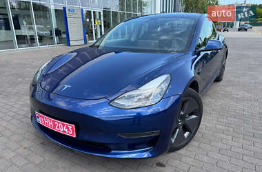 Седан Tesla Model 3 2020 в Рівному