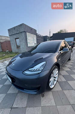 Седан Tesla Model 3 2018 в Самборе