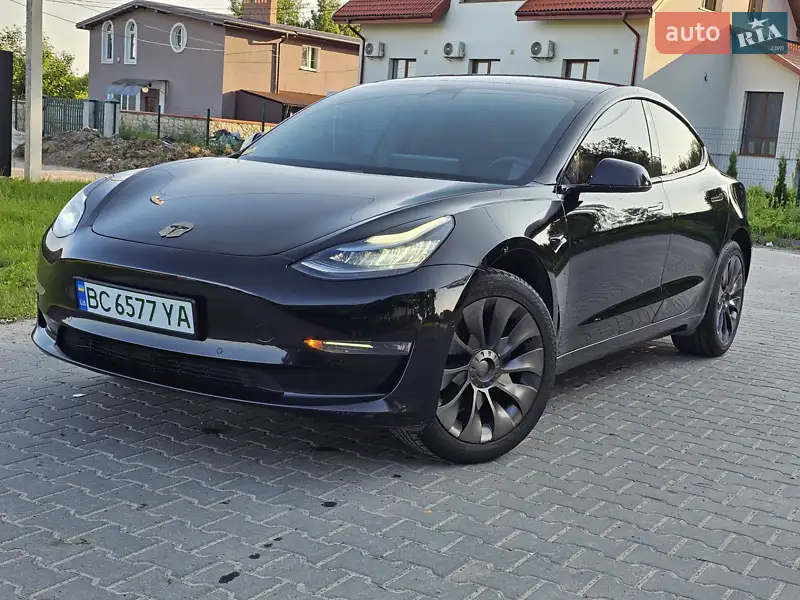 Седан Tesla Model 3 2019 в 