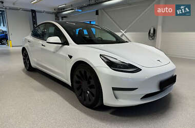 Tesla Model 3 2021 Tesla Model 3 2021