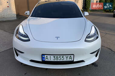 Седан Tesla Model 3 2019 в 