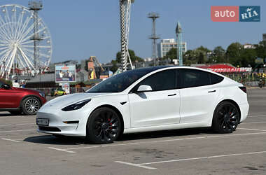 Седан Tesla Model 3 2023 в Одессе