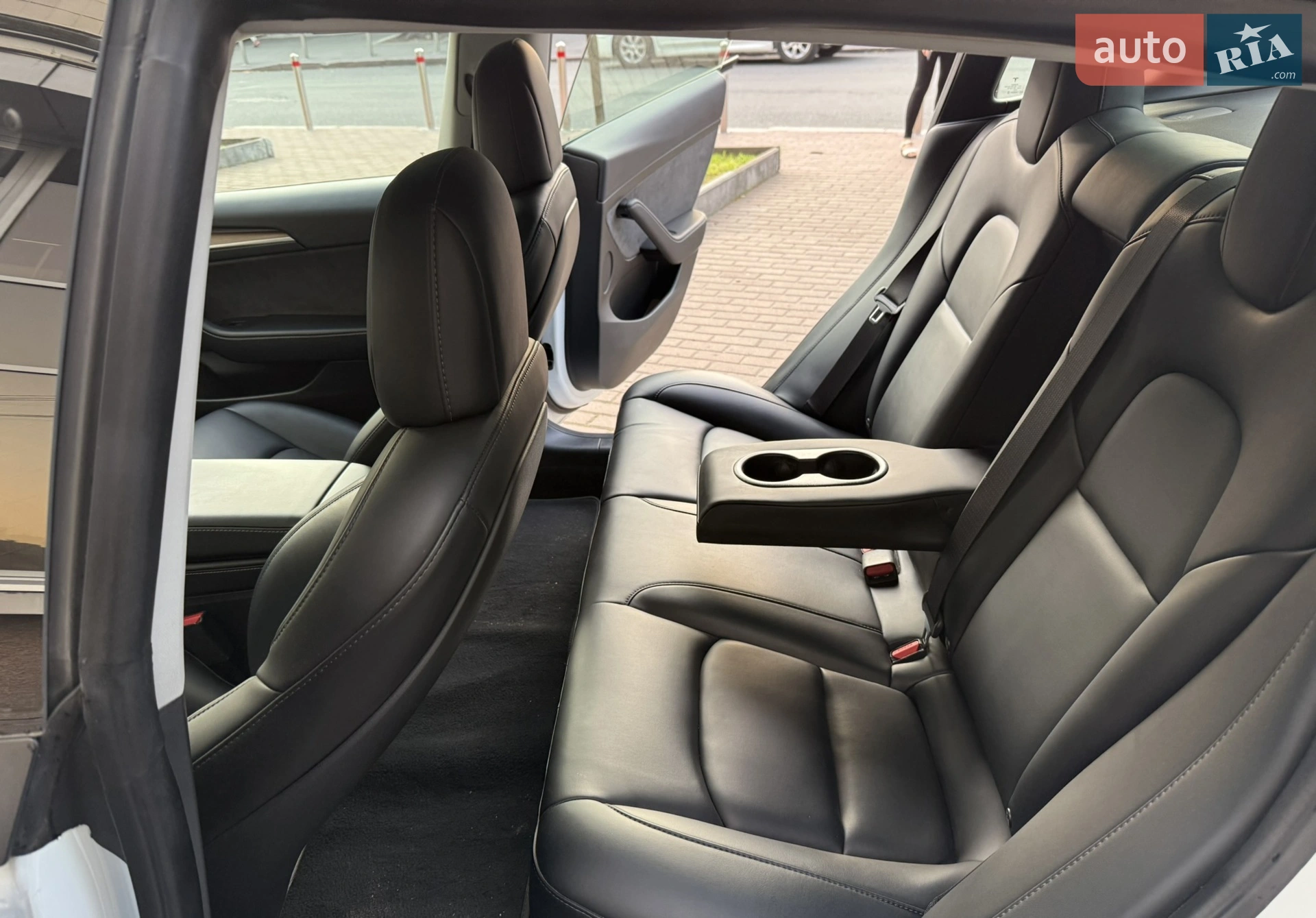 2021 Tesla Model 3 - мініатюра 11