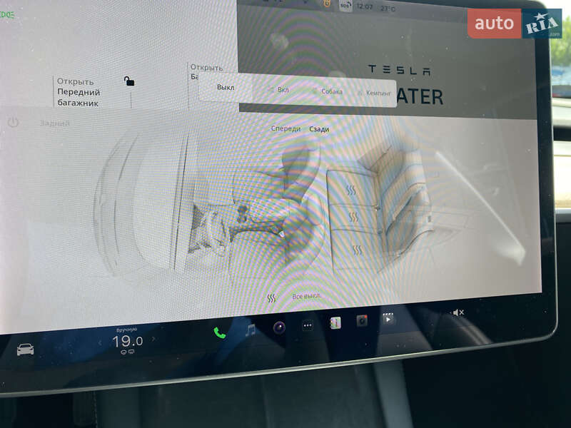 Седан Tesla Model 3 2021 в Києві