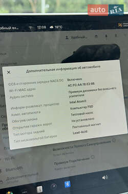 Седан Tesla Model 3 2021 в 