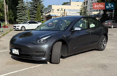 Седан Tesla Model 3 2020 в 