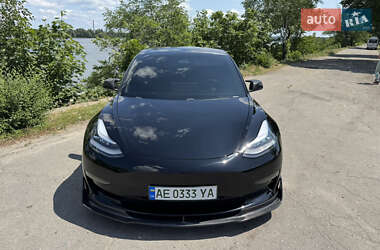 Седан Tesla Model 3 2019 в Днепре