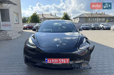 Седан Tesla Model 3 2018 в 