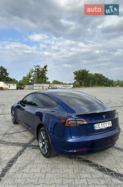 Седан Tesla Model 3 2021 в 