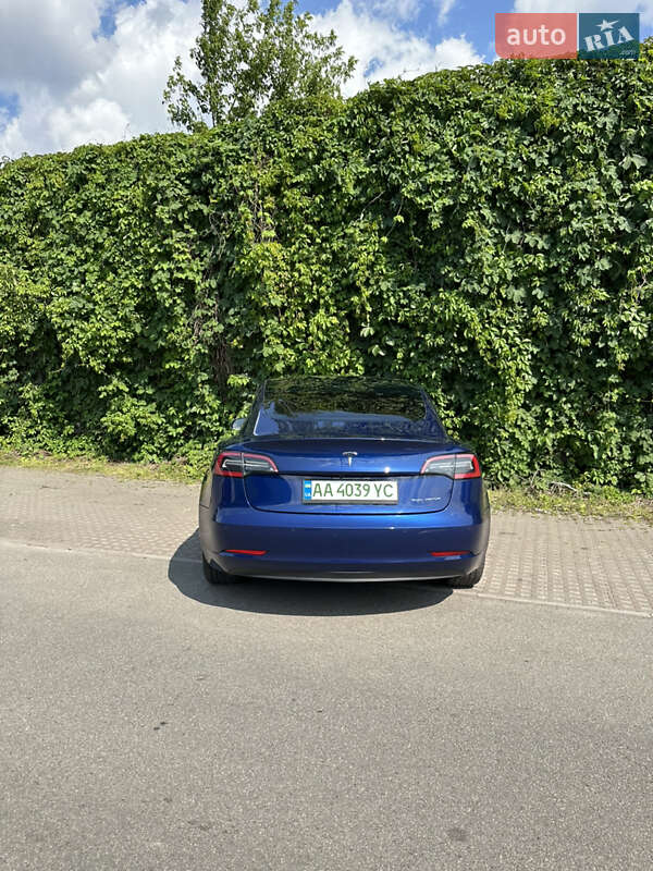Седан Tesla Model 3 2018 в Киеве фото 11 Седан Tesla Model 3 2018 в Киеве