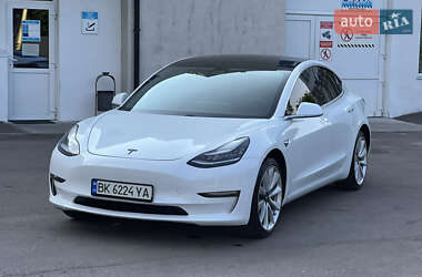 Tesla Model 3 2019 Tesla Model 3 2019