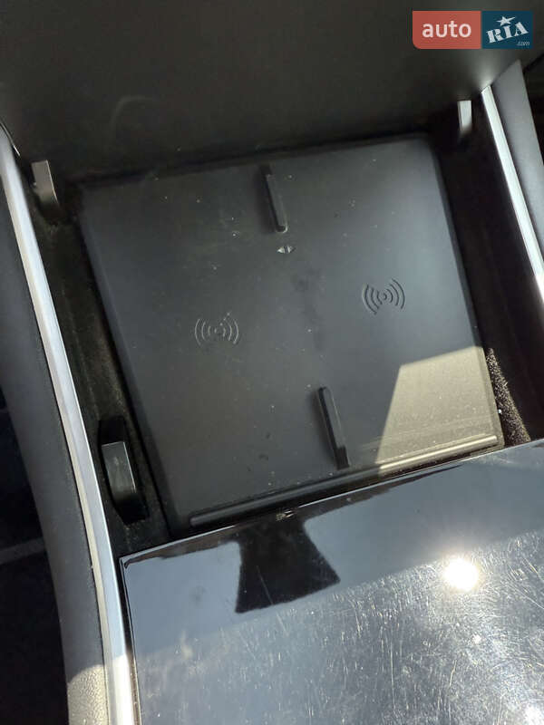 Седан Tesla Model 3 2018 в Одессе