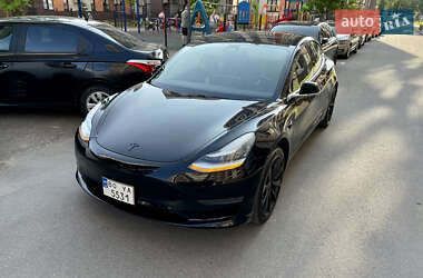 Tesla Model 3 2019