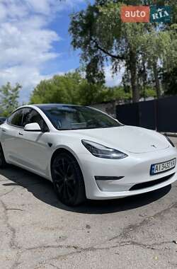 Седан Tesla Model 3 2019 в Сквире