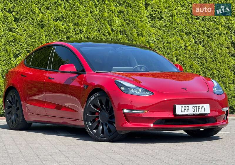 Седан Tesla Model 3 2022 в Стрые