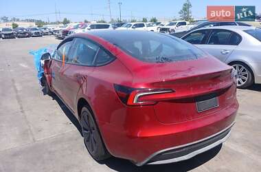 Седан Tesla Model 3 2024 в Бурштыне