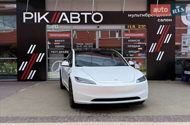 Tesla Model 3 2024 Tesla Model 3 2024