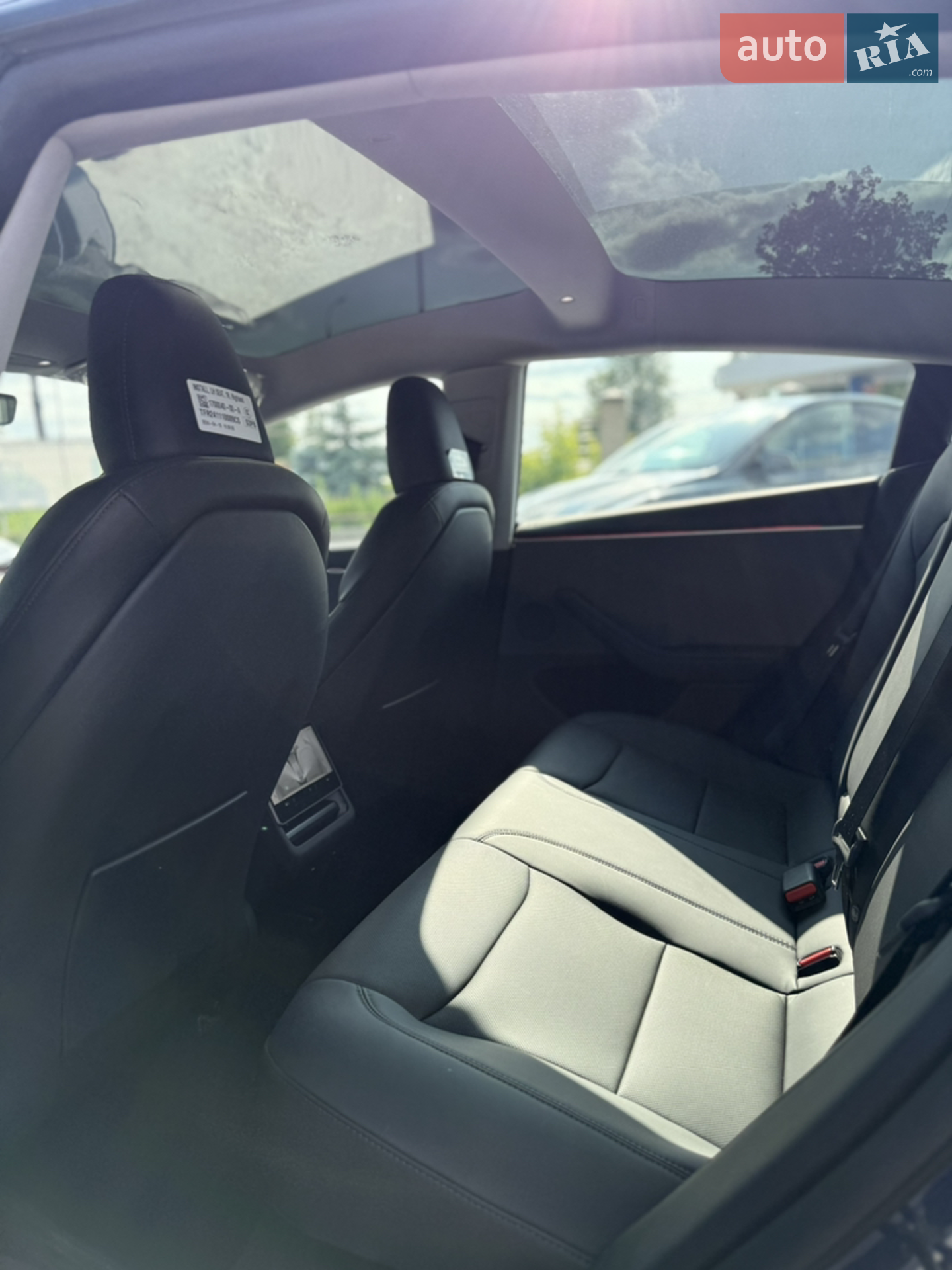 2024 Tesla Model 3 - мініатюра 18