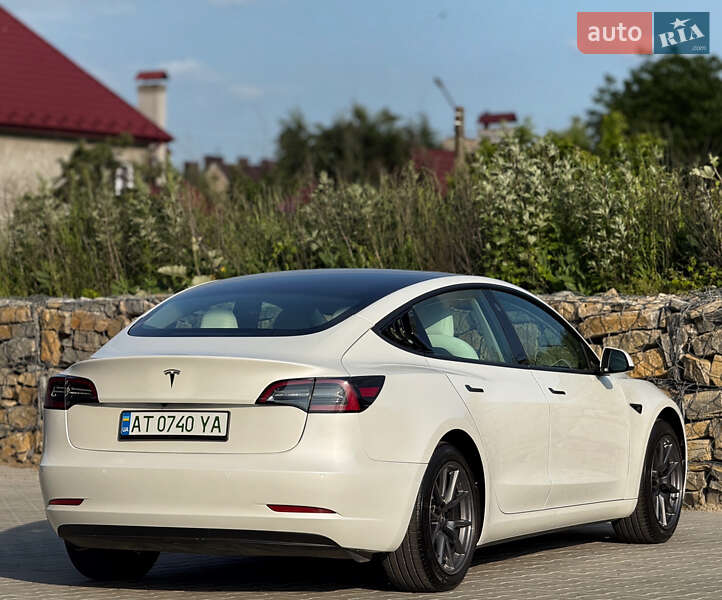 Седан Tesla Model 3 2021 в Калуше фото 8 Седан Tesla Model 3 2021 в Калуше
