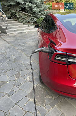 Седан Tesla Model 3 2018 в 