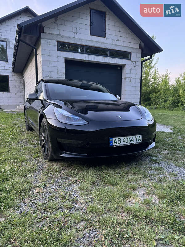 Tesla Model 3 2021