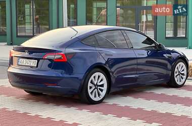 Седан Tesla Model 3 2021 в 