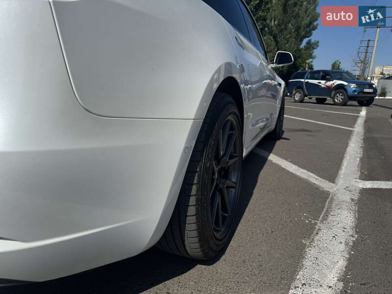 Седан Tesla Model 3 2019 в Одессе фото 16 Седан Tesla Model 3 2019 в Одессе