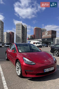 Седан Tesla Model 3 2019 в 