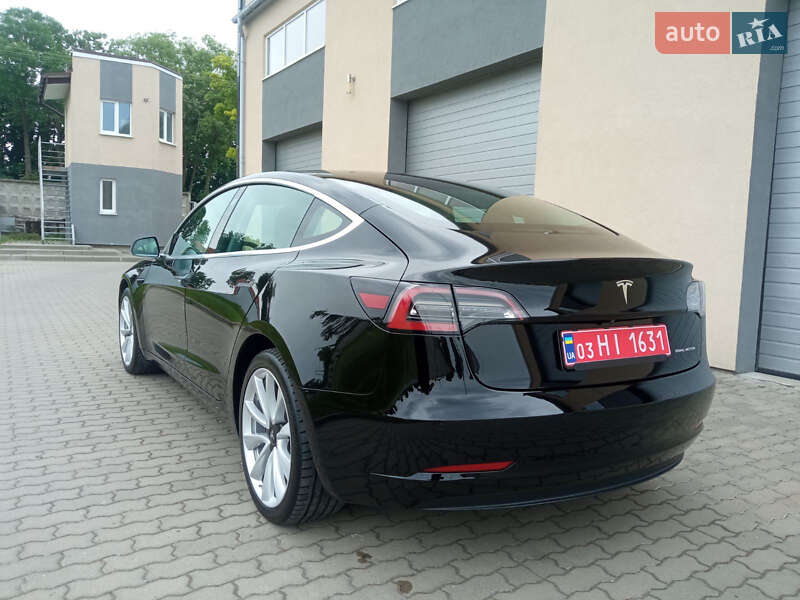 Седан Tesla Model 3 2019 в Радехове фото 5 Седан Tesla Model 3 2019 в Радехове