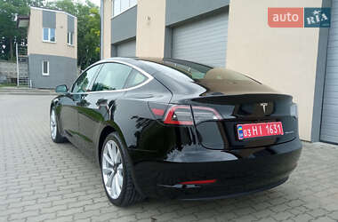 Седан Tesla Model 3 2019 в 