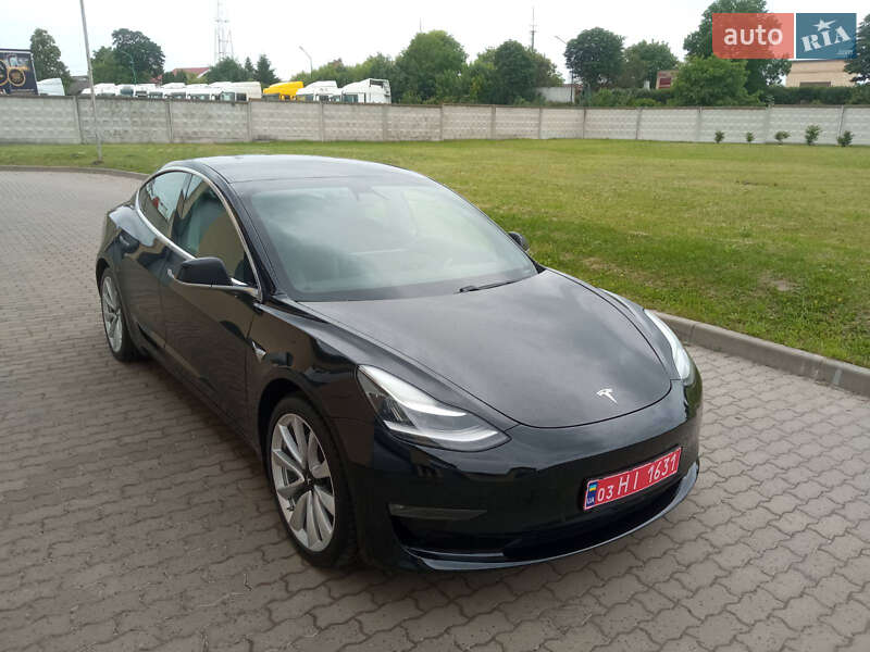 Седан Tesla Model 3 2019 в Радехове фото 12 Седан Tesla Model 3 2019 в Радехове