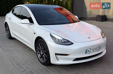 Tesla Model 3 2020 Tesla Model 3 2020
