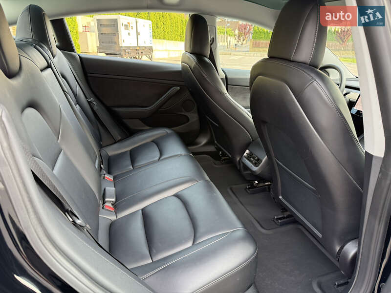 Седан Tesla Model 3 2022 в Ровно фото 17 Седан Tesla Model 3 2022 в Ровно