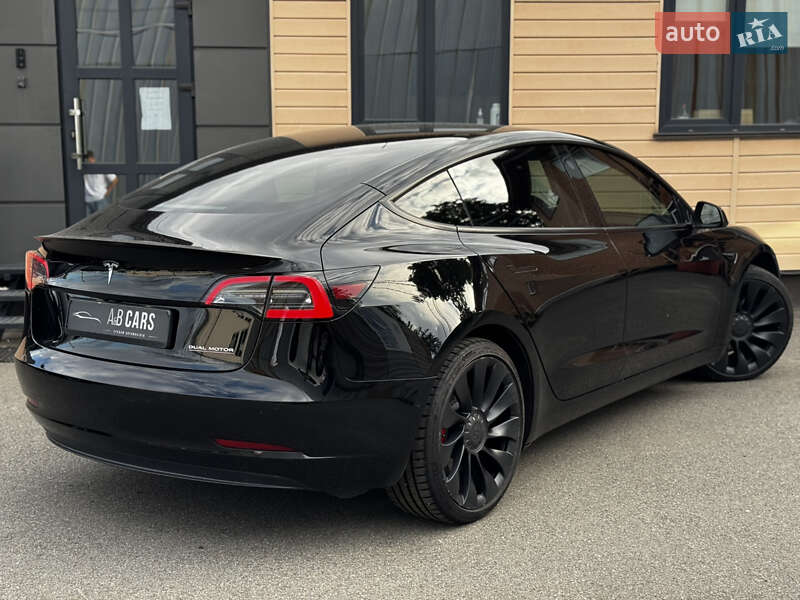 Седан Tesla Model 3 2021 в Киеве фото 28 Седан Tesla Model 3 2021 в Киеве